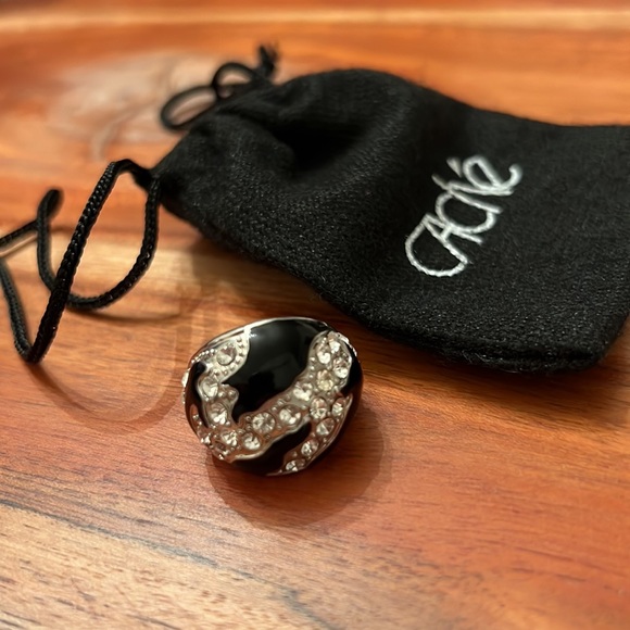 CACHE BLACK AND SILVER RHINESTONE DOME RING - Picture 13 of 14